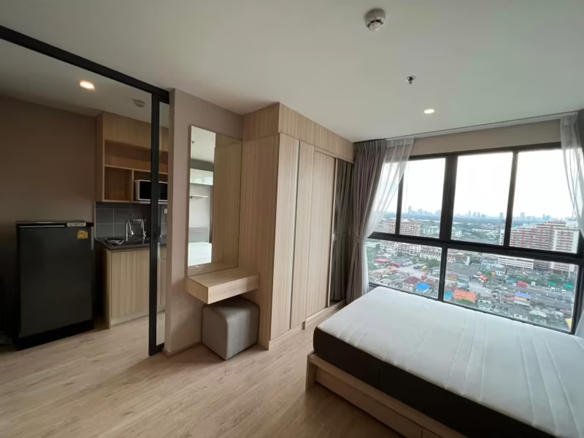 Condo for Sale, Sale w/Tenant at IDEO O2 Bangna - Image 3