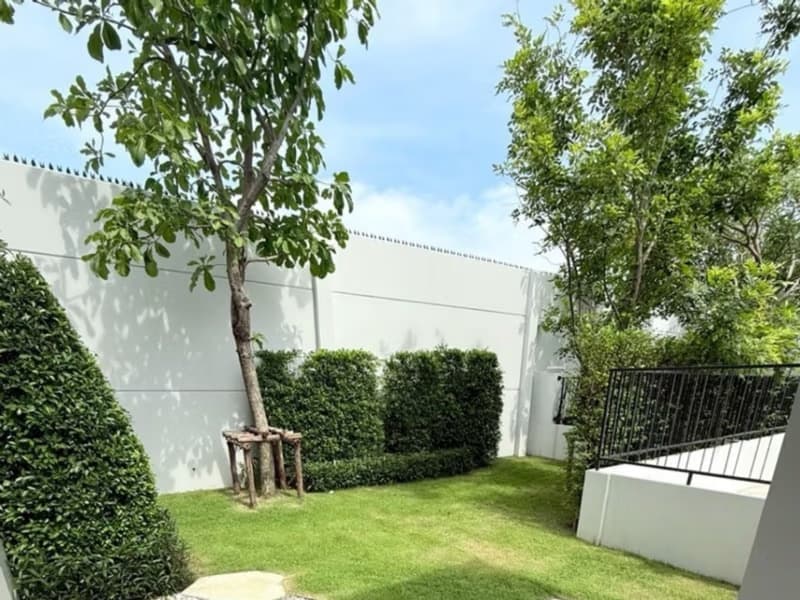 4 Bed House for Rent in Bang Phli