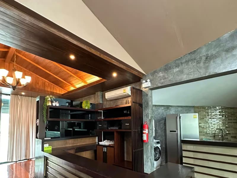 4 Bed House for Rent in Mae Rim