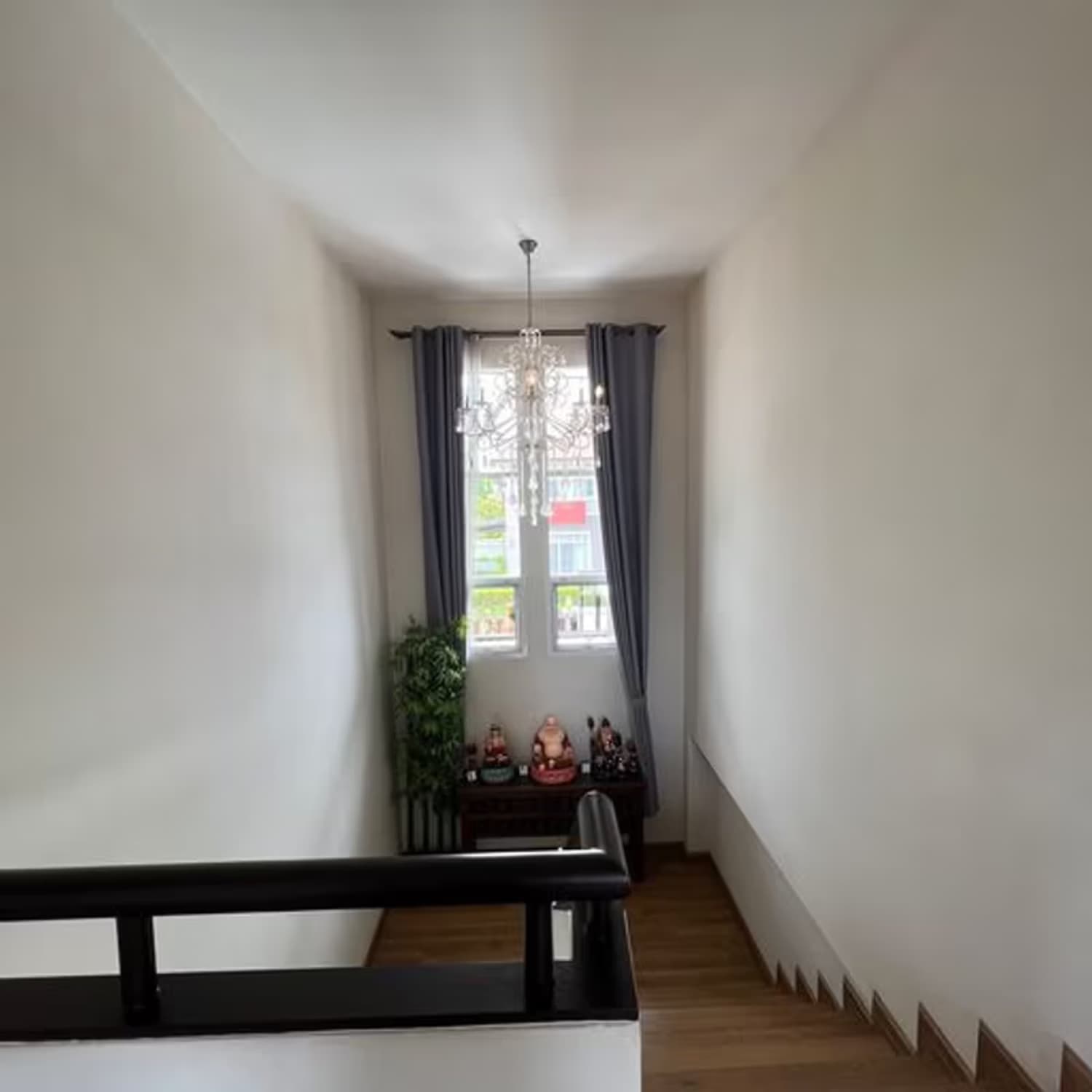 4 Bedroom House - Image 8