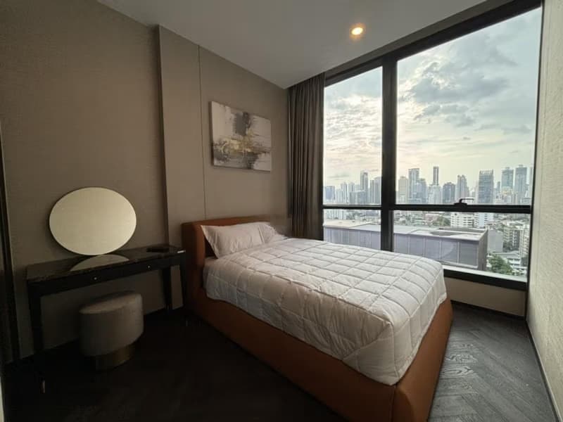 2 Bed Condo for Rent in Khlong Toei