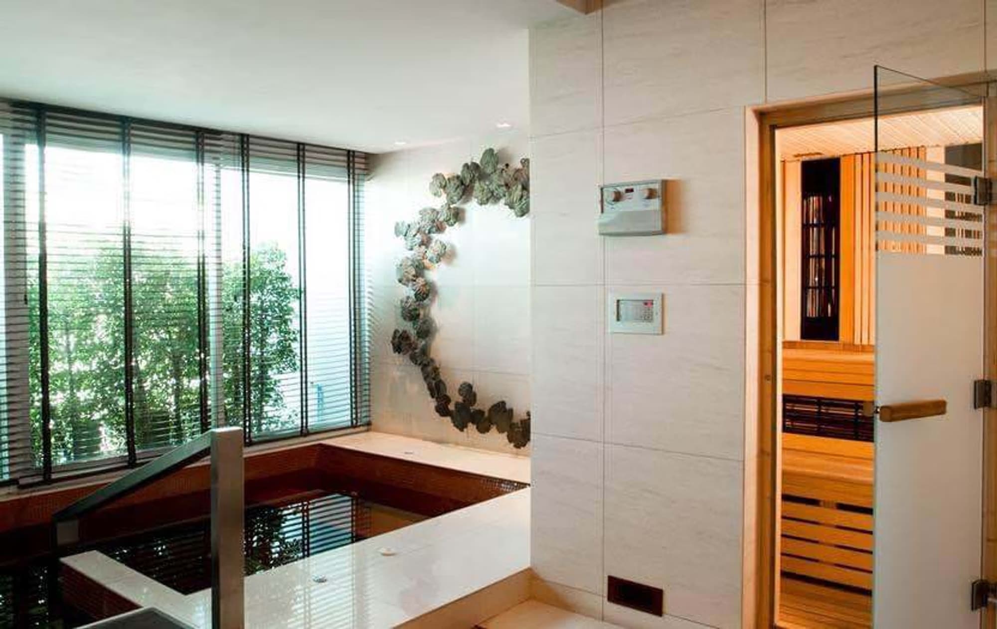 Condo for Rent at Circle Condominium - Image 22
