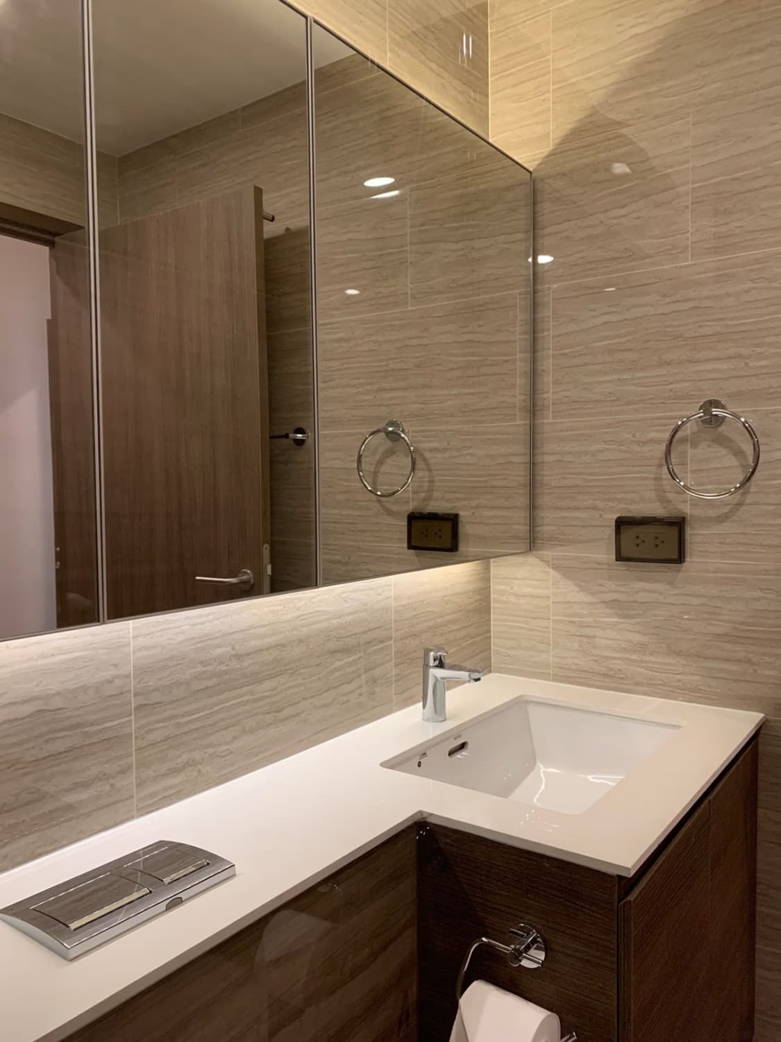 2 Bedroom Condo at Whizdom Essence - Image 9