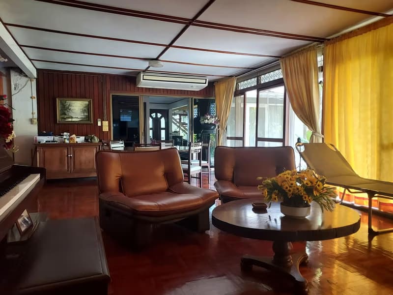 House for Rent in Mueang Samut Prakan.