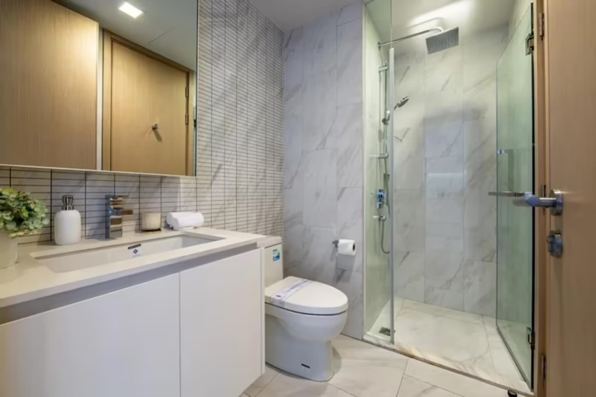 Condo for Sale at Hyde Sukhumvit 11 - Image 9