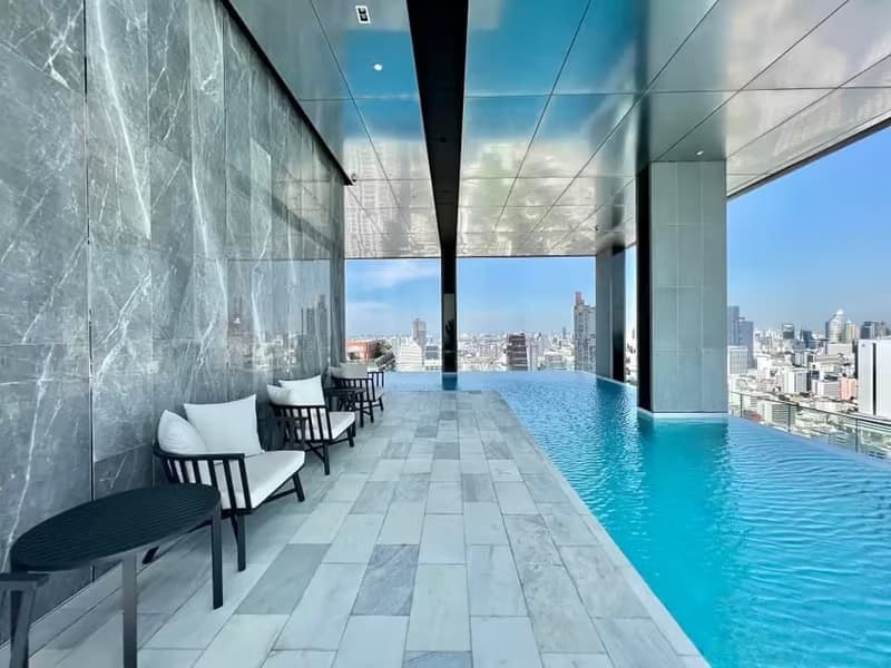 1 Bedroom Condo For Rent in Sathorn 