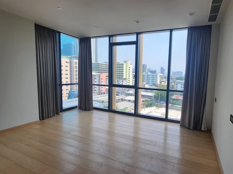 2 Bed Condo for Sale in Watthana