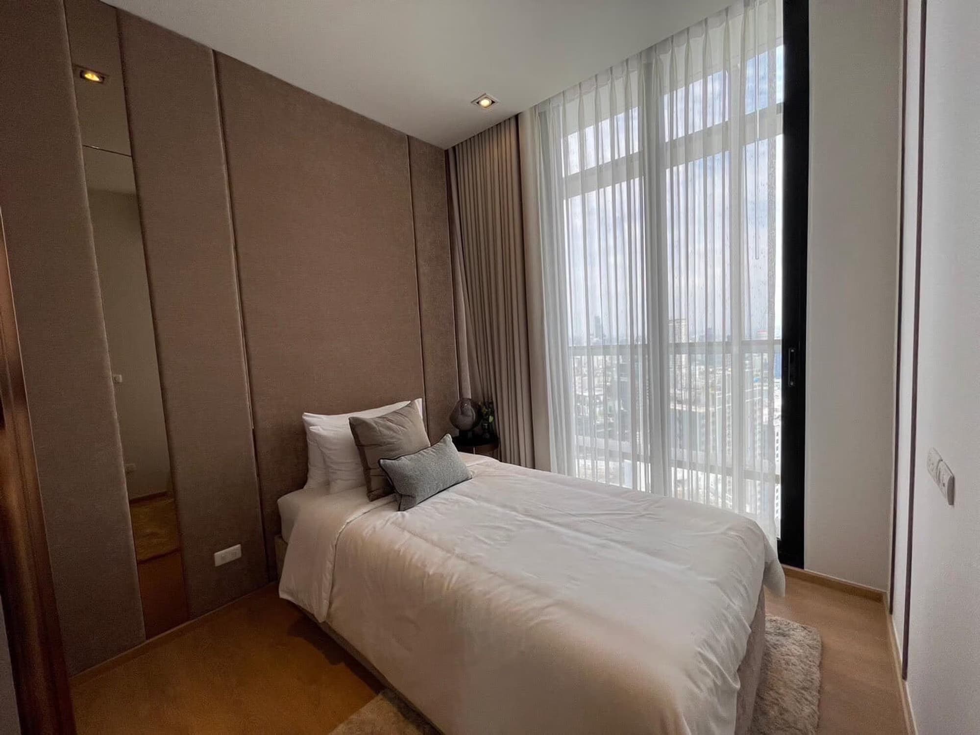 Condo for Sale at Park 24 (Park Origin Phrom Phong) - Image 7