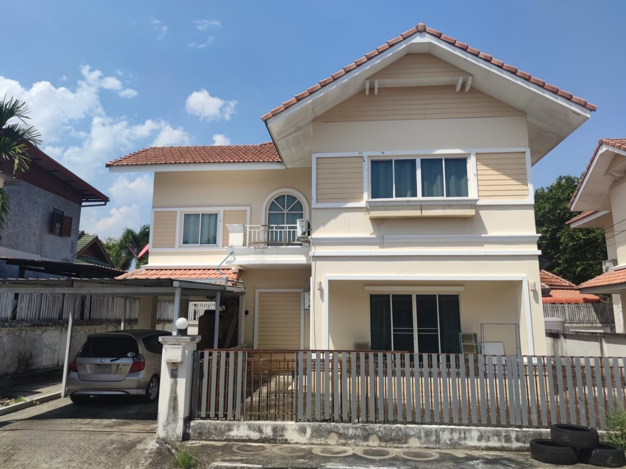 3 Bed House for Rent in Saraphi - Image 1