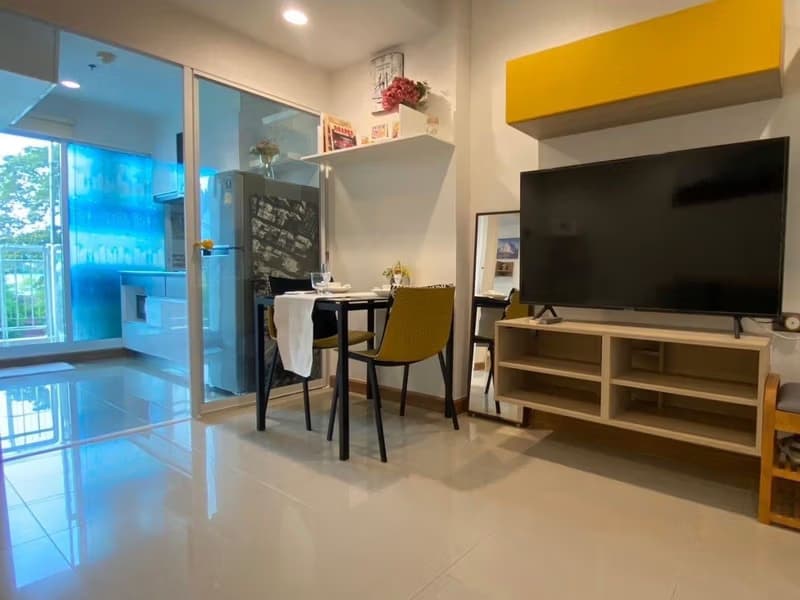 1 Bed Condo for Sale in Huai Khwang