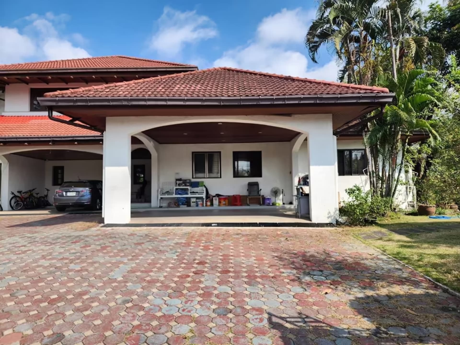 House for Rent at Lakeside Villa 2 - Image 2