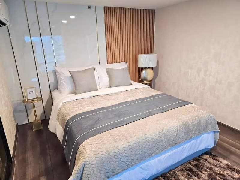 1 Bed Condo for Rent  Near Phra Ram 9 MRT