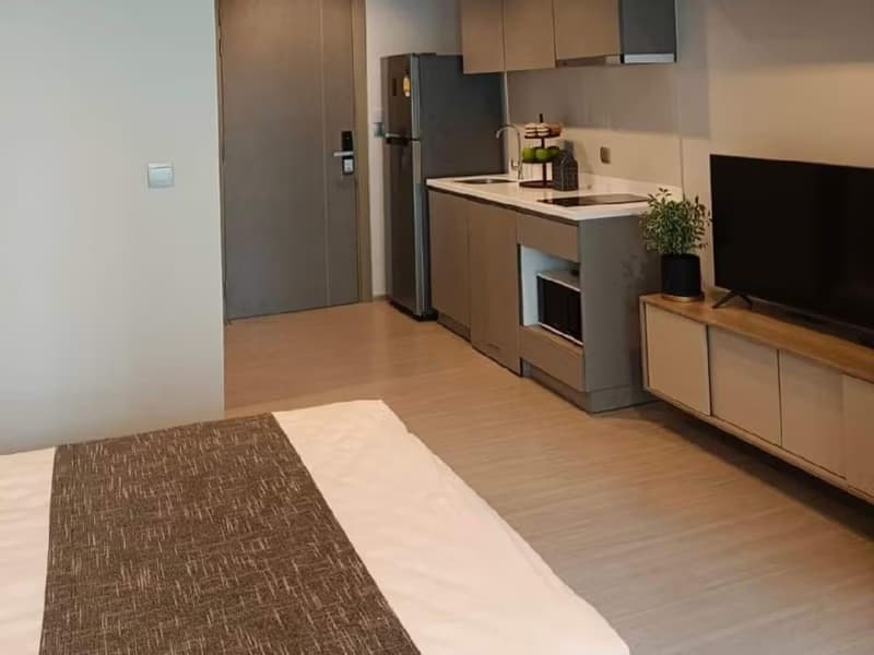 Condo for Rent at Life Asoke - Rama 9