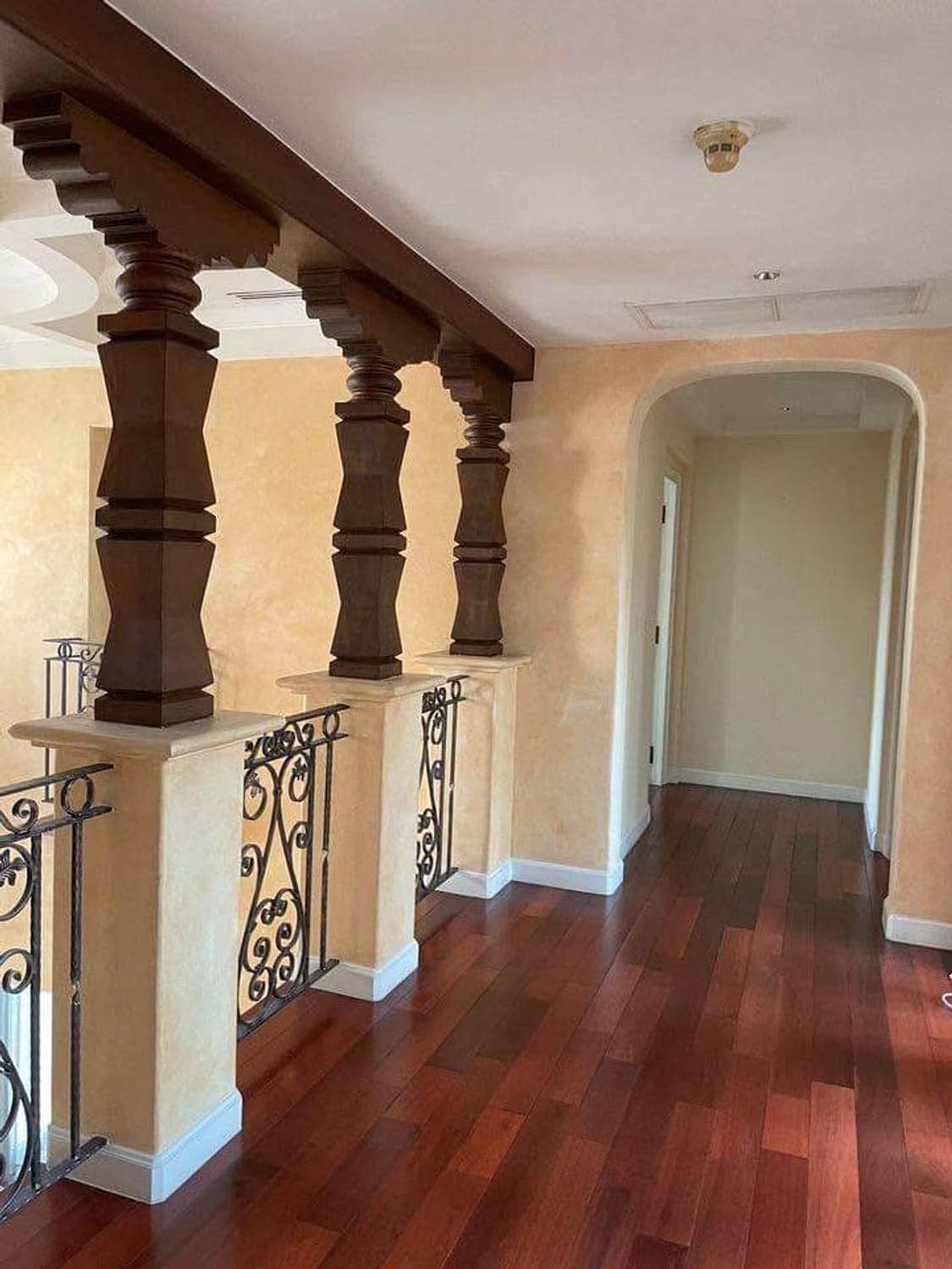 5 Bedroom House - Image 15