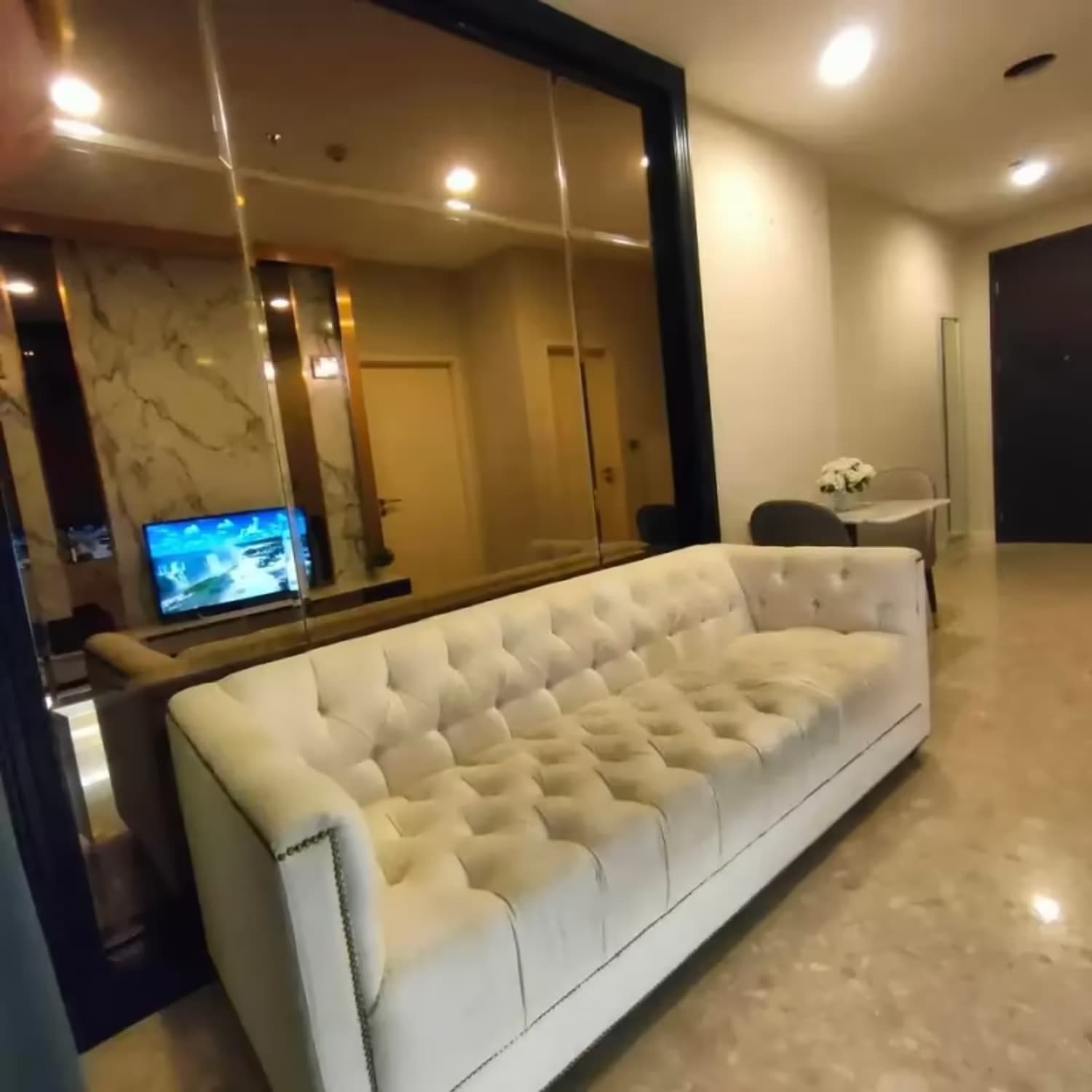 1 Bedroom Condo - Image 2