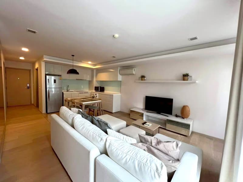 2 Bed Condo for Rent in Watthana