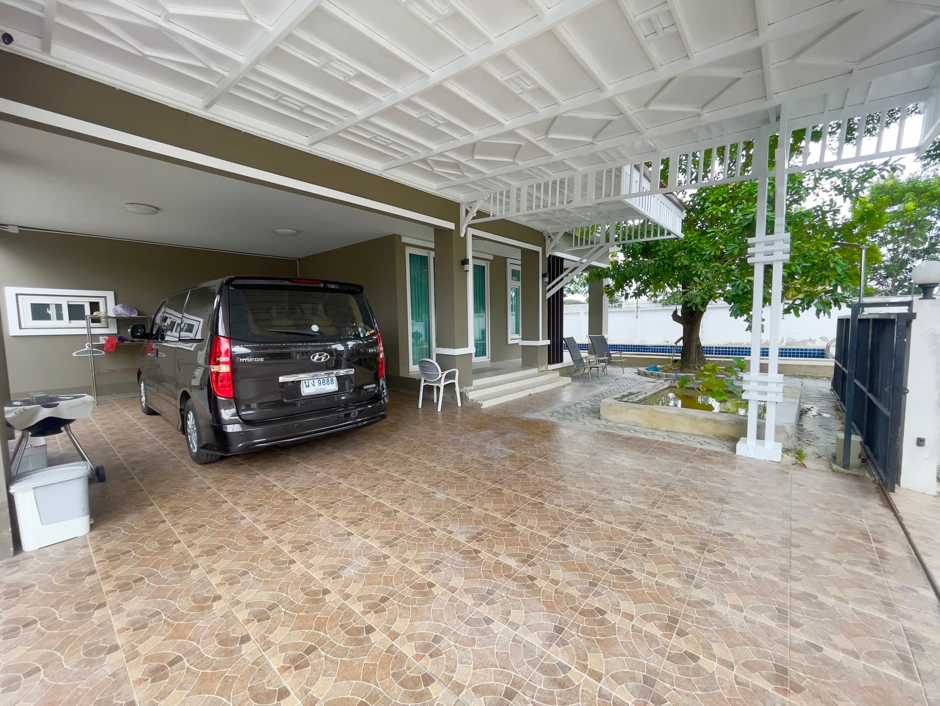 4 Bed House for Rent in San Kamphaeng - Image 16