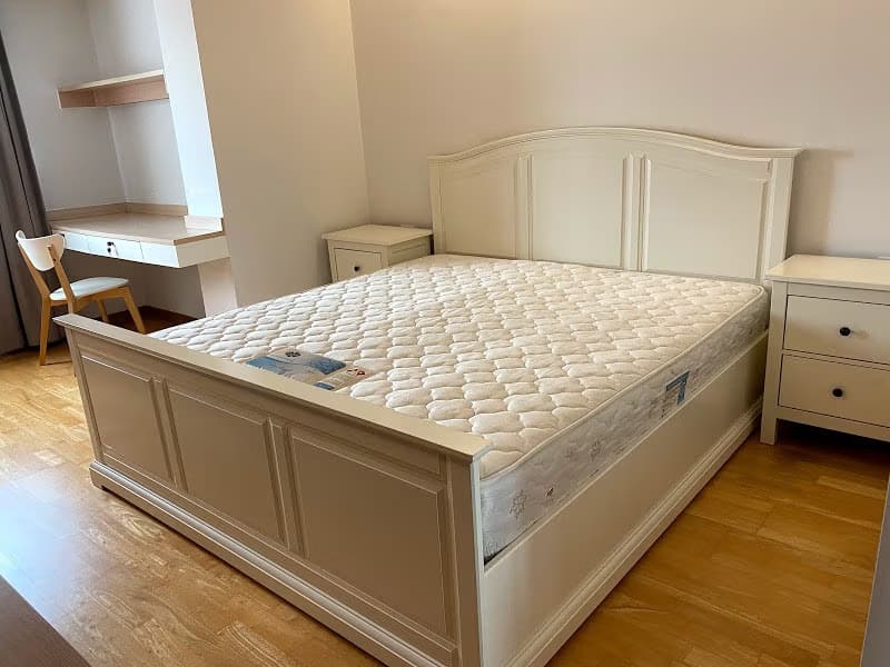3 Bed Condo for Rent and Sale in Phra Khanong