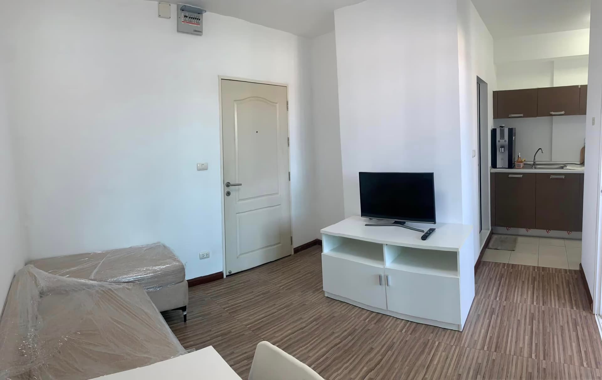Condo for Rent at Bliz Condo Rama IX - Image 2