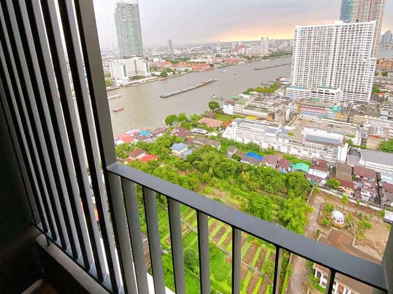 null Bed Condo for Rent  Near Krung Thon Buri BTS