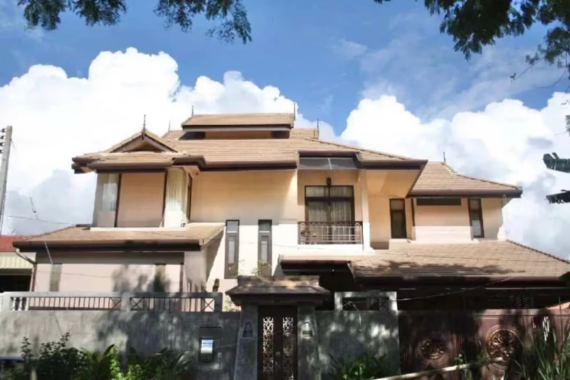 3 Bedroom House - Image 3