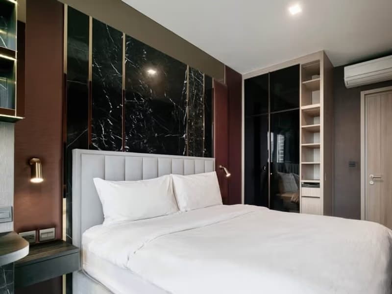 2 Bed Condo for Sale in Ratchathewi
