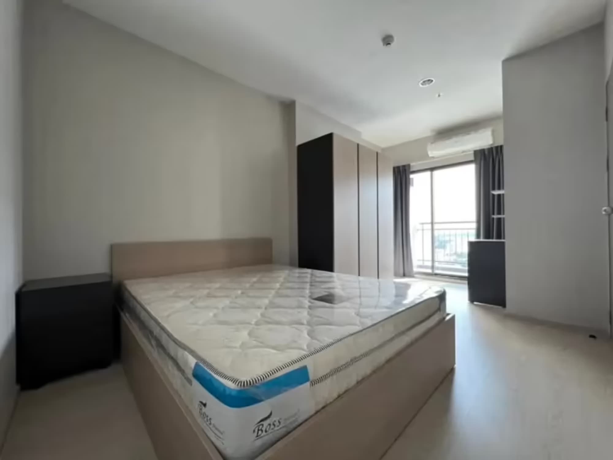 1 Bedroom Condo - Image 4