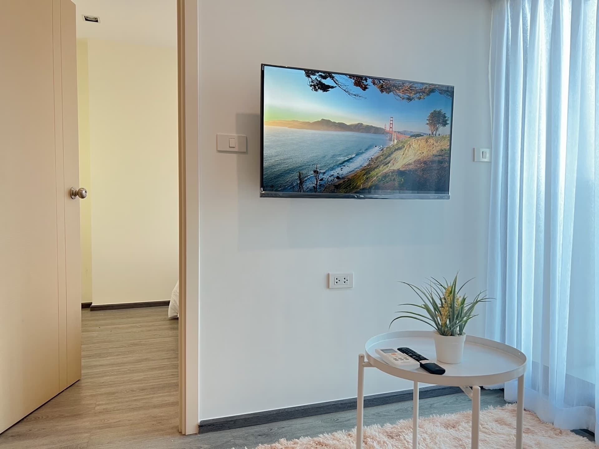 Condo for Rent at Rich Park Triple Station - Image 5