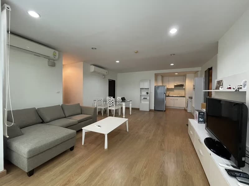 2 Bed Condo for Rent in Khlong Toei