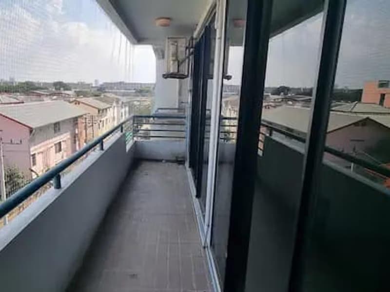 Condo for Rent, Sale at Eastwood Park Condominium