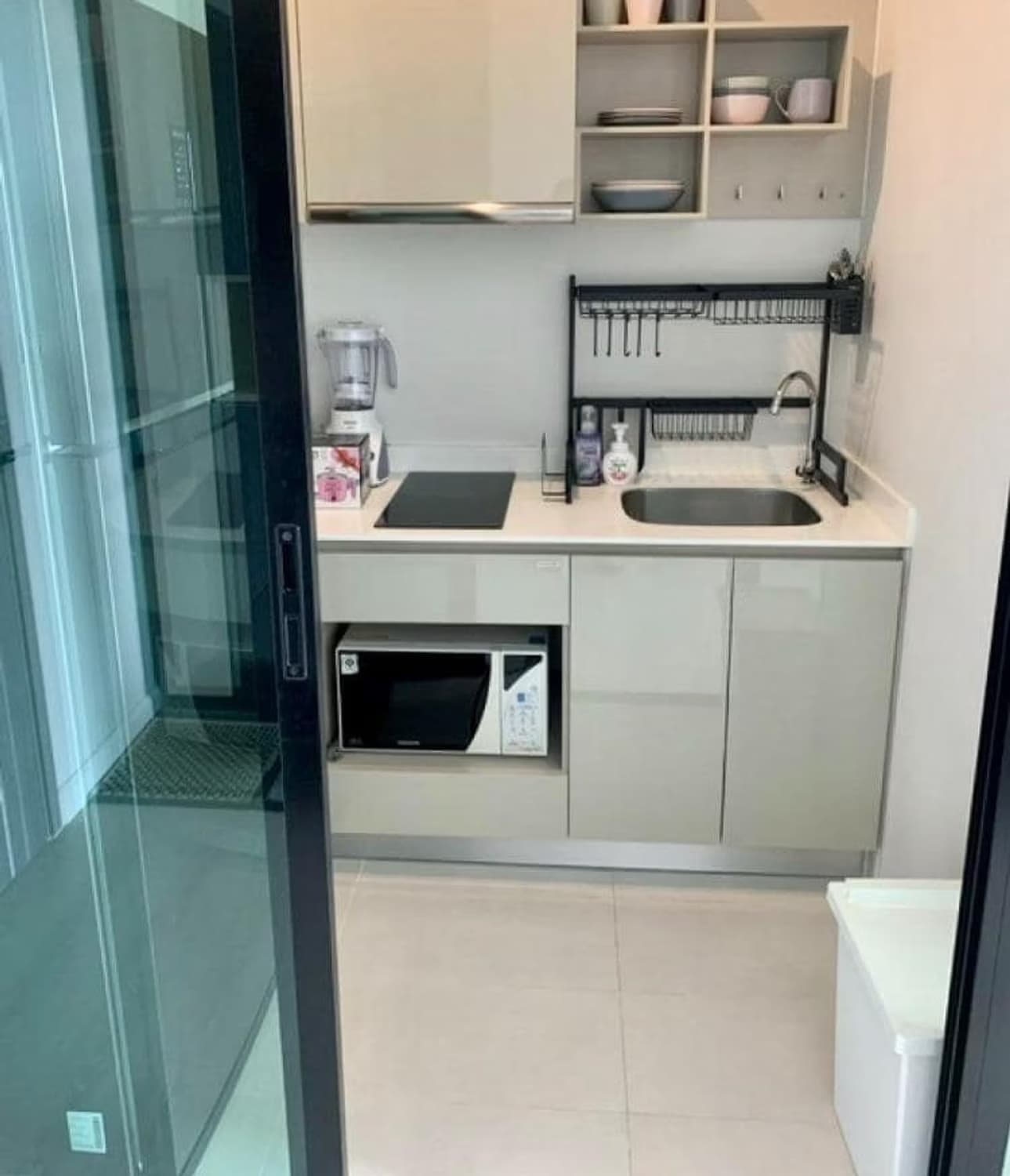 1 Bed Condo for Rent and Sale  Near Ramkhamhaeng ARL - Image 5