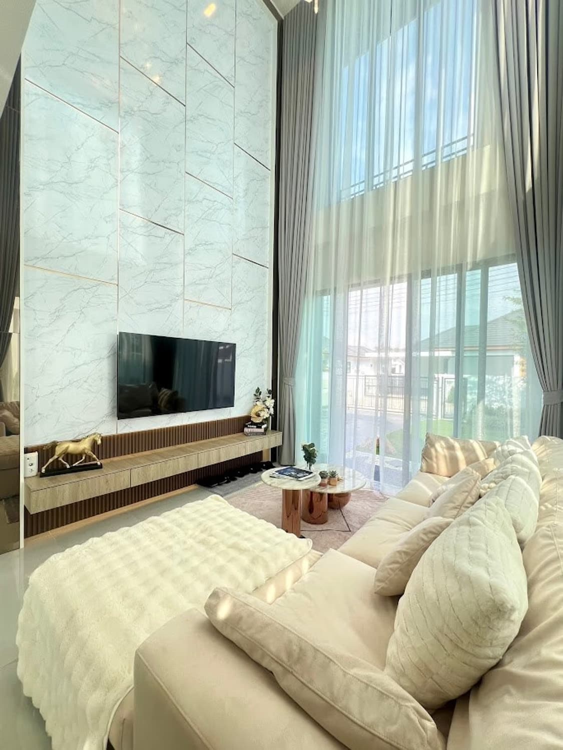 4 Bed House for Sale in Hang Dong - Image 3