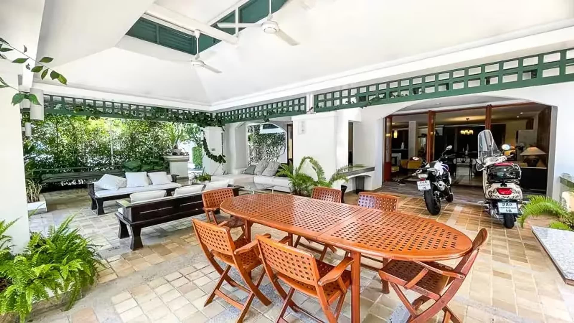 Tudor Style Mansion for Sale near Mountain - Image 33