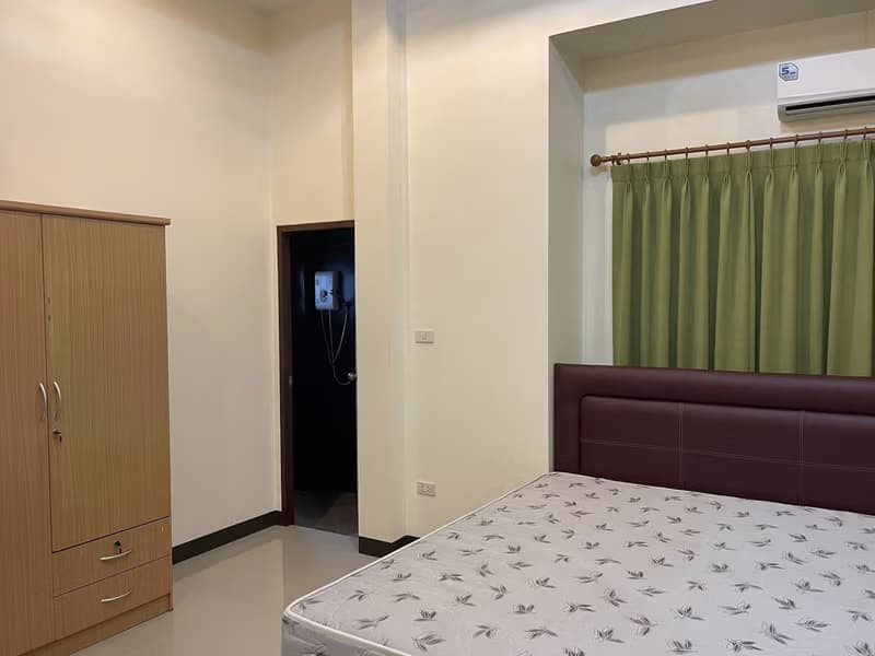 3 Bed House for Rent in Saraphi District