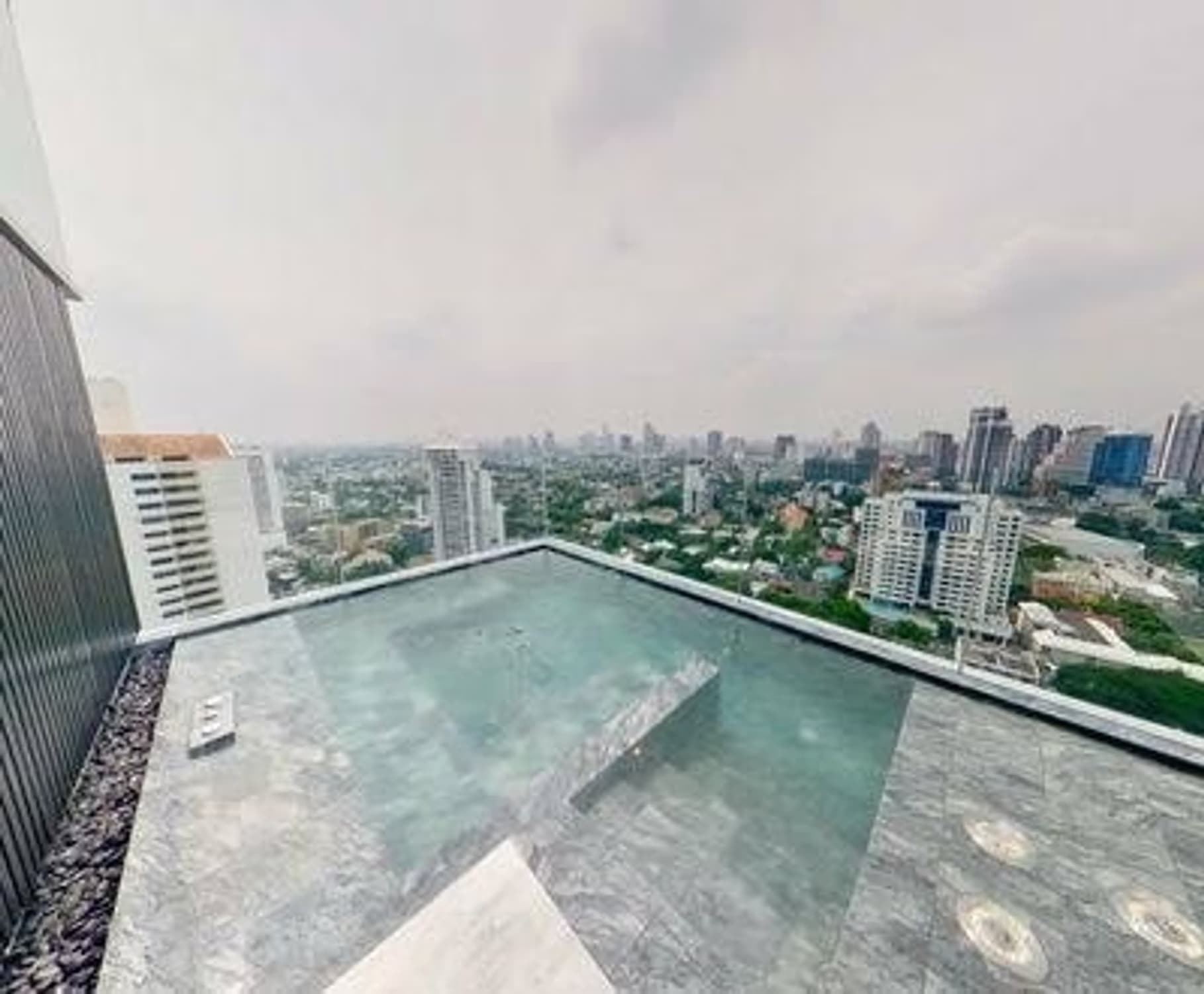1 Bed Condo for Rent in Watthana - Image 5