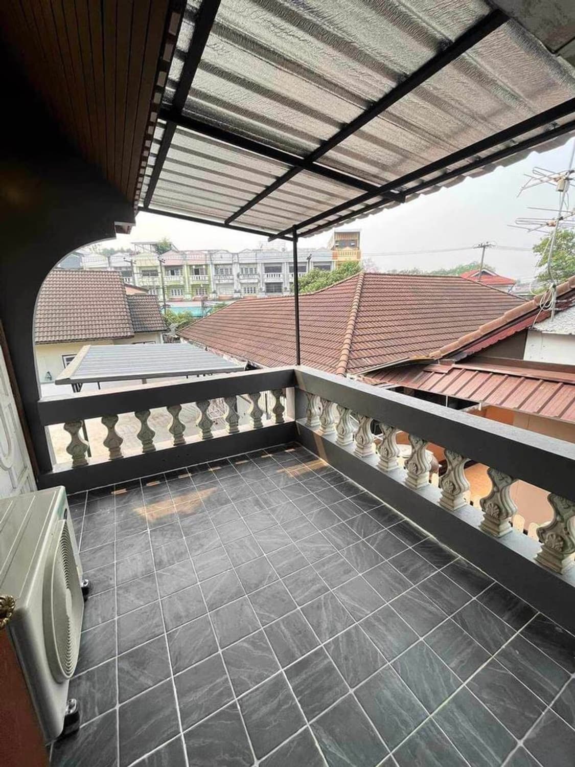 4 Bed House for Rent and Sale in Mueang Chiang Mai - Image 14