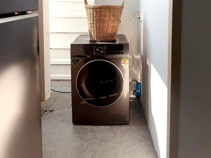 2 Bed House for Rent in Saraphi District