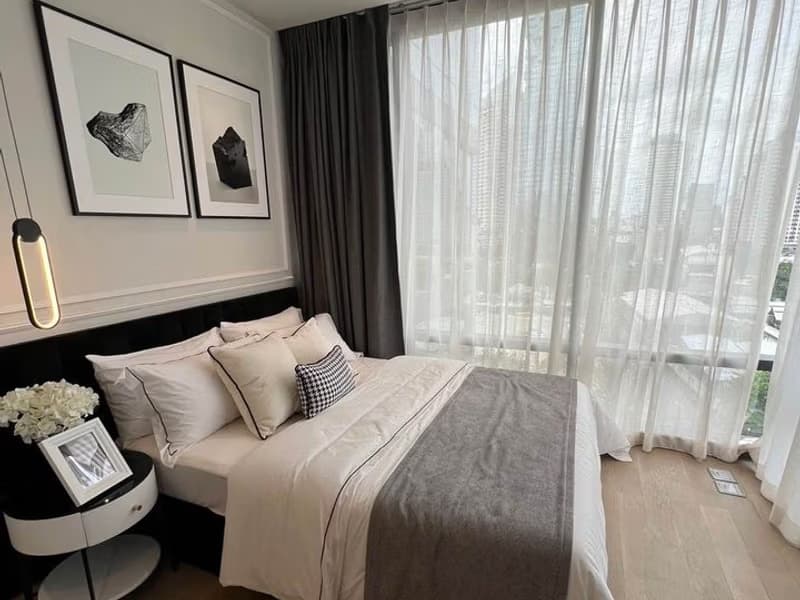 2 Bed Condo for Rent in Bang Rak