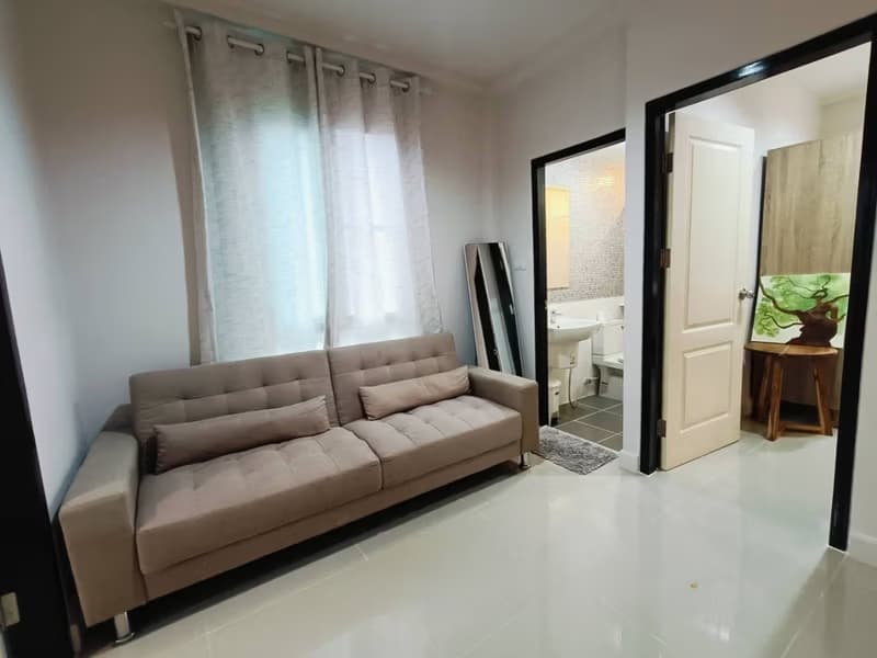 3 Bed Townhouse for Rent in Mueang Chiang Mai District