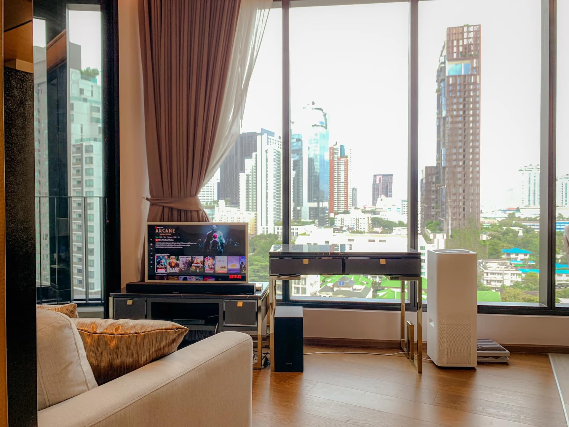 1 ห้องนอน Condo สำหรับ ขายและจำหน่าย ใกล้ Thong Lo BTS - Image 2