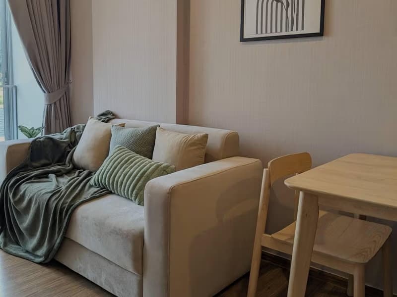 Condo for Rent at Q Prasarnmit