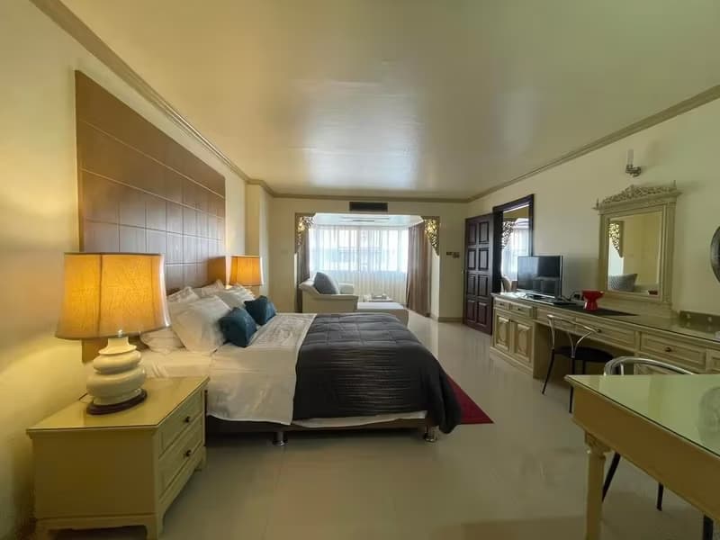Condo for Sale at Hillside 3