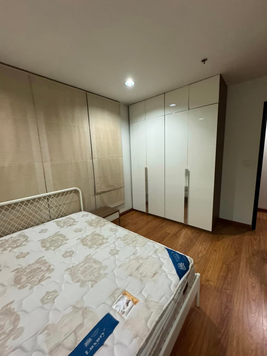 1 Bed Condo for Rent in Phaya Thai - Image 7
