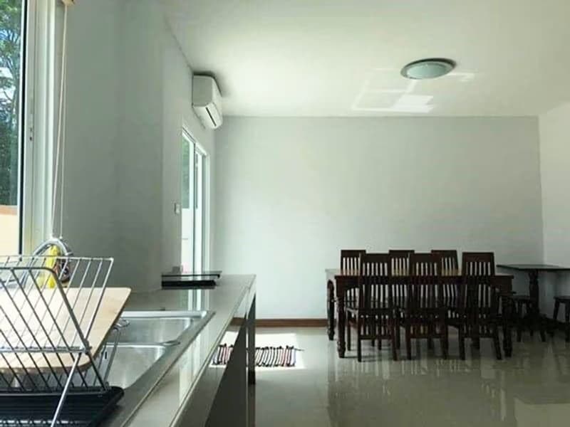 4 Bed House for Rent and Sale in San Kamphaeng