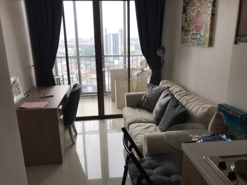 1 Bed Condo for Rent  Near Udom Suk BTS