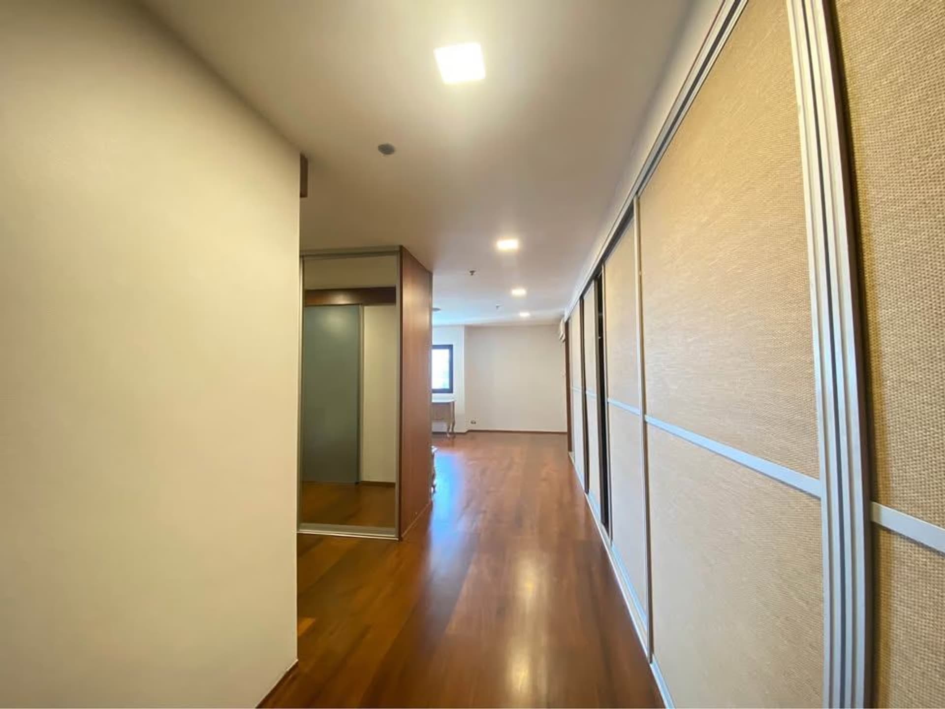 3 Bed Condo for Rent and Sale in Watthana - Image 11
