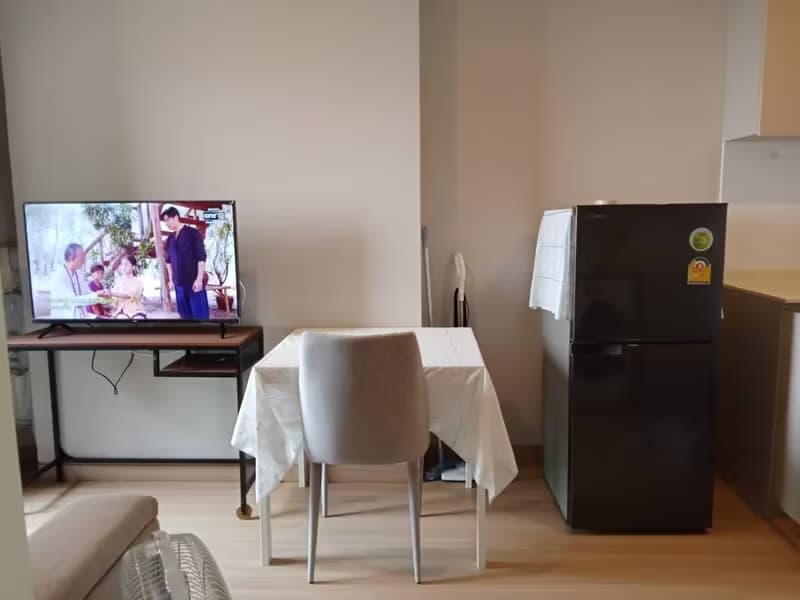 Condo for Rent at Lumpini Suites Phetchaburi-Makkasan