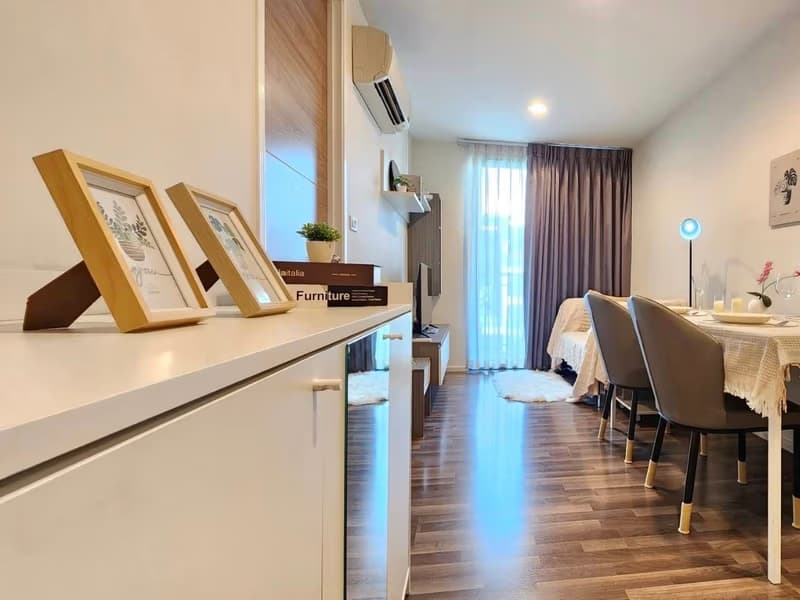 2 Bed Condo for Rent and Sale  Near Hua Mak ARL
