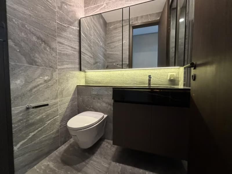 2 Bed Condo for Rent in Khlong Toei