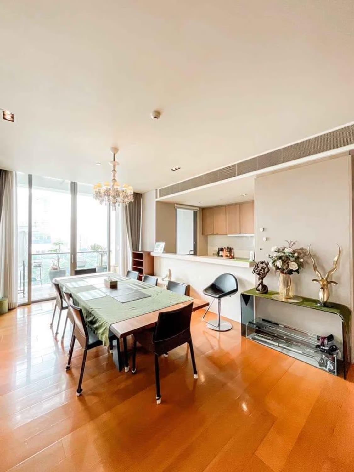 3 Bed Condo for Sale in Sathon - Image 4